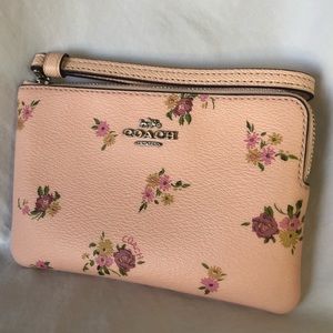 Coach Corner Zip Wristlet